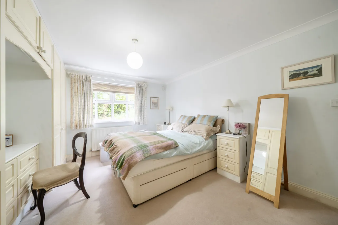 Green Lane, Northwood, HA6, photo 9