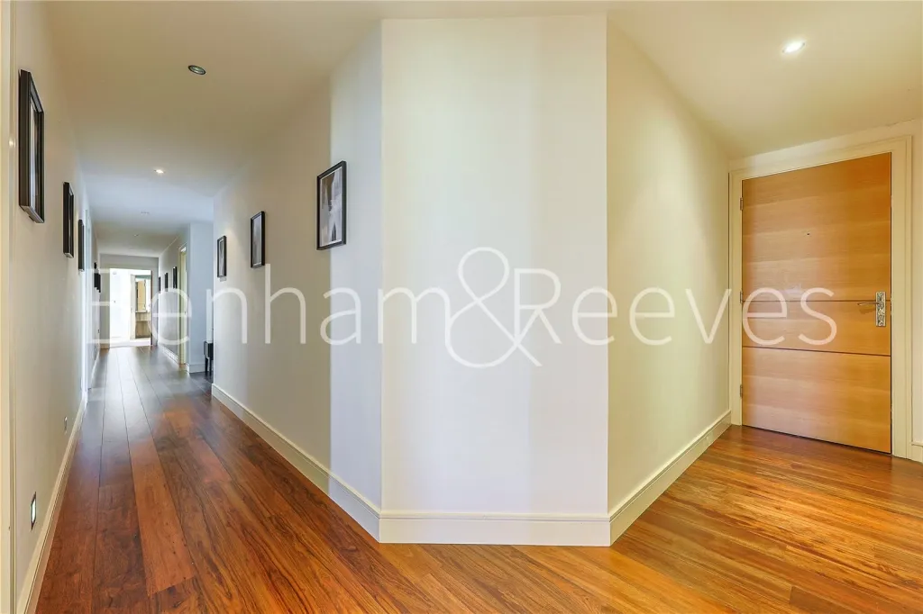 Lensbury Avenue, Imperial Wharf, SW6, photo 2