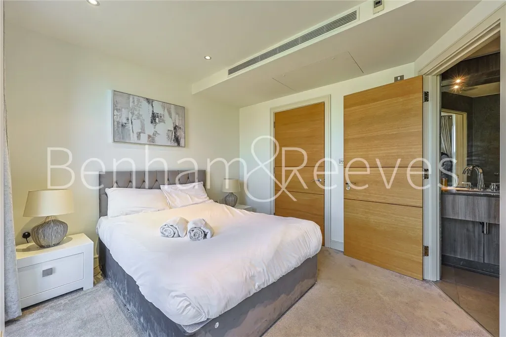 Lensbury Avenue, Imperial Wharf, SW6, photo 4