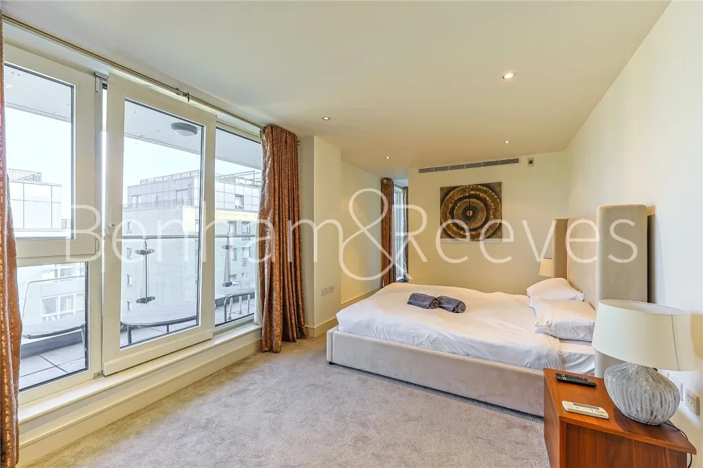 Lensbury Avenue, Imperial Wharf, SW6, photo 7