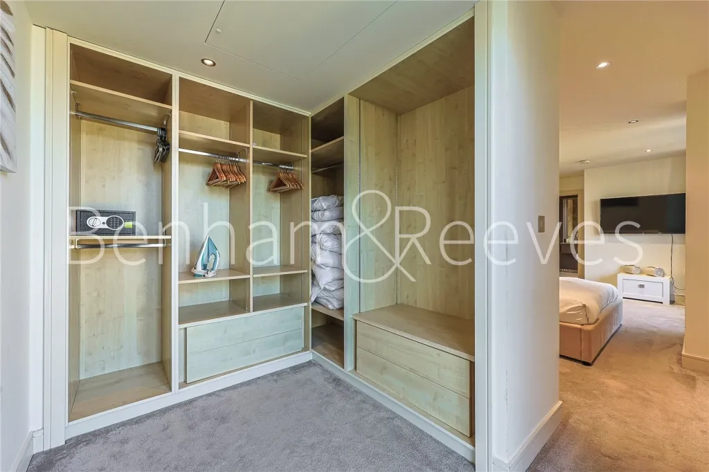 Lensbury Avenue, Imperial Wharf, SW6, photo 9