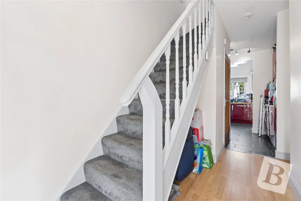 Barton Avenue, Rush Green, RM7, photo 14
