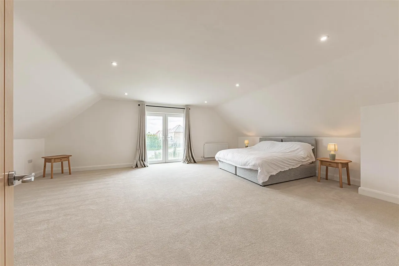 Manston Manor, Manston, Ramsgate, Kent, CT12 5DA, photo 14