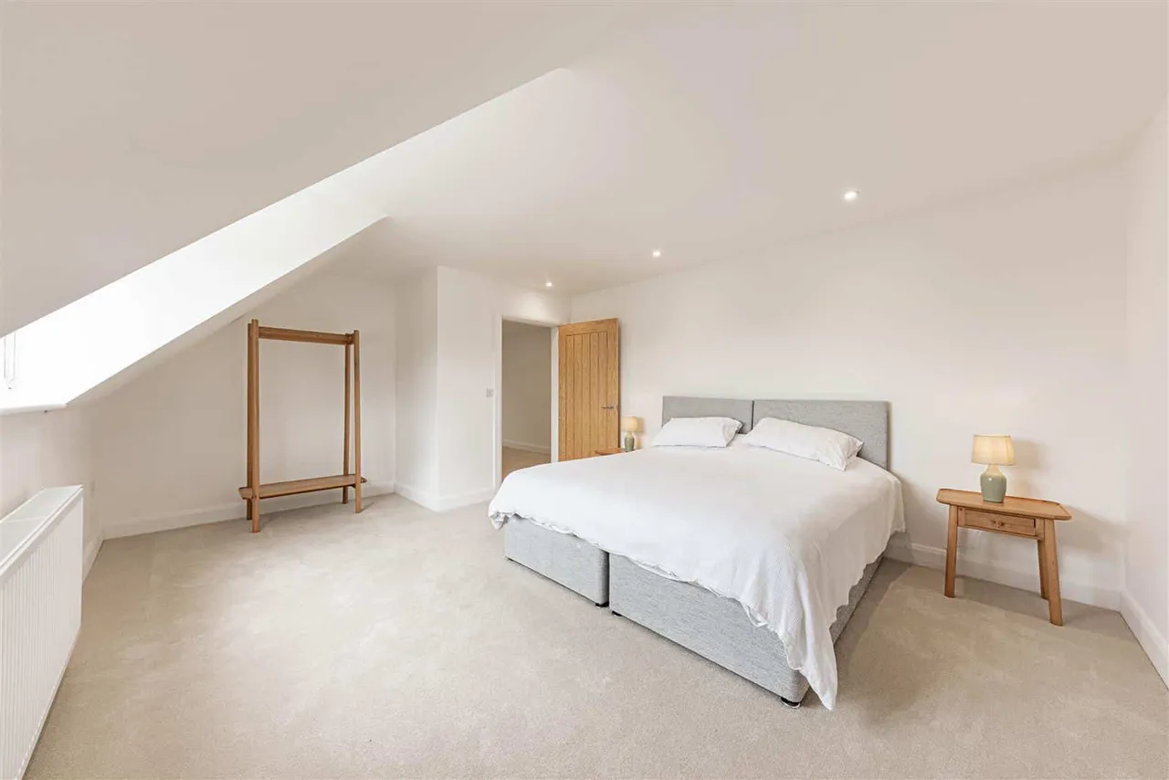 Manston Manor, Manston, Ramsgate, Kent, CT12 5DA, photo 20