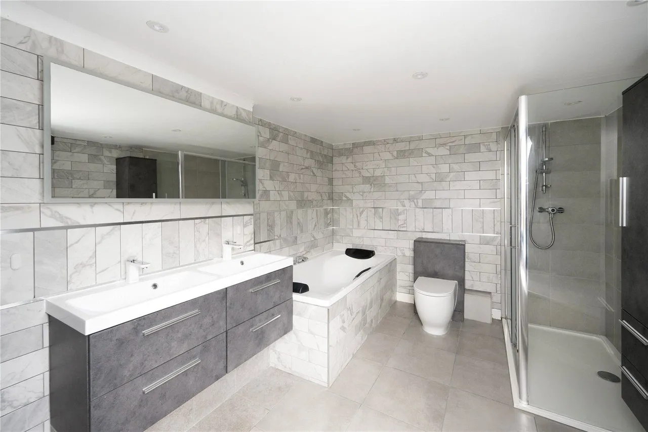 Sharow Lane, Sharow, Ripon, North Yorkshire, HG4 5BG, photo 9