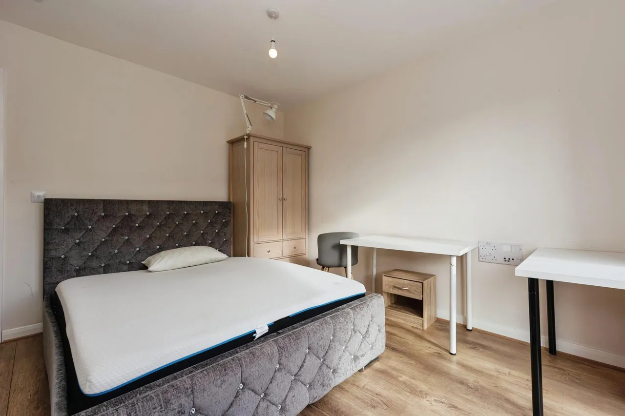 Skerry Close, Manchester, M13, photo 20