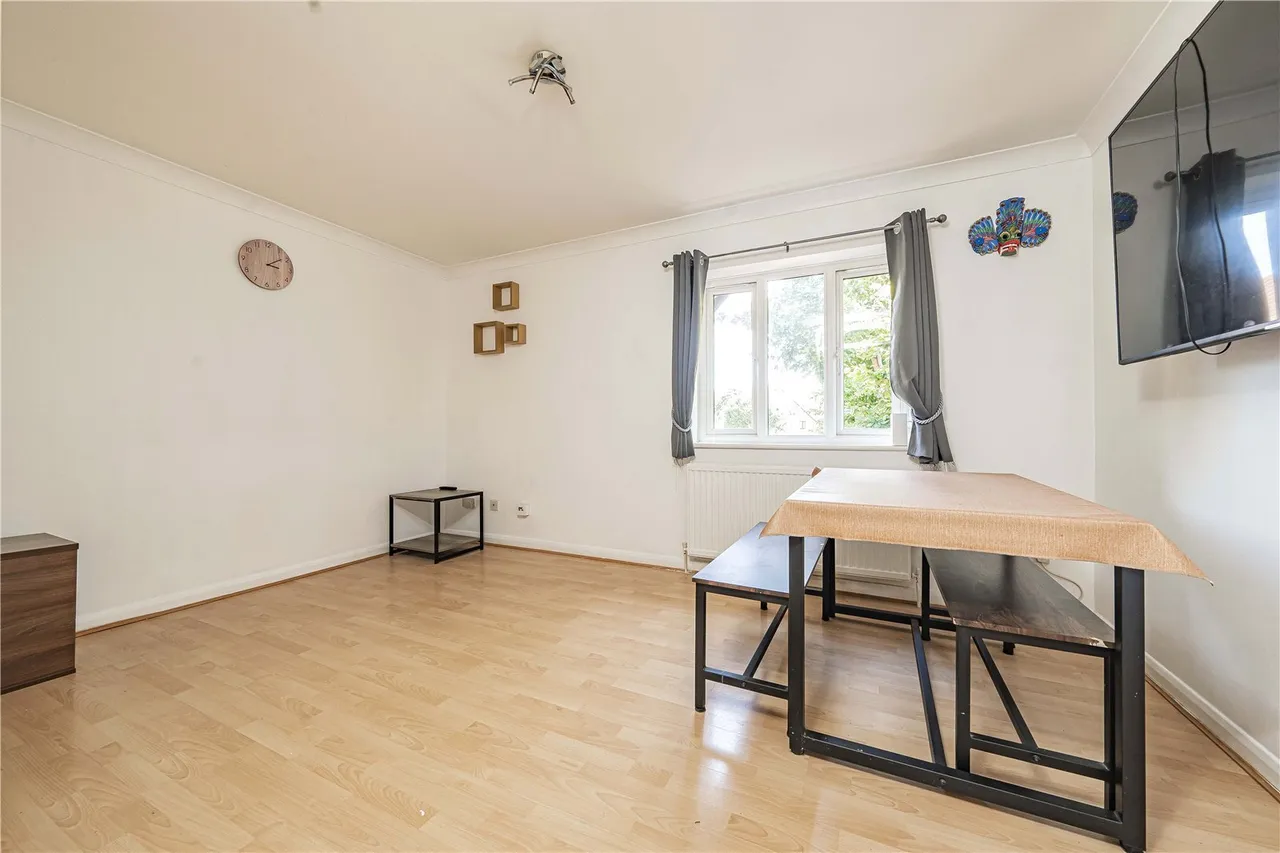 Osprey Close, West Drayton, UB7, photo 6