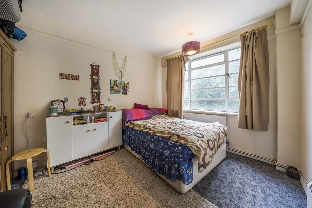 115 Dumbarton Court, Brixton Hill, London, photo 6