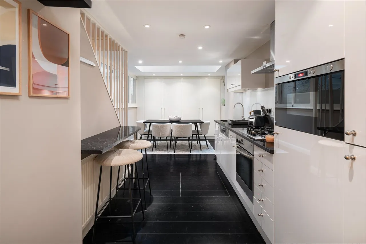 Uxbridge Street, Kensington, London, W8 7TQ, photo 5