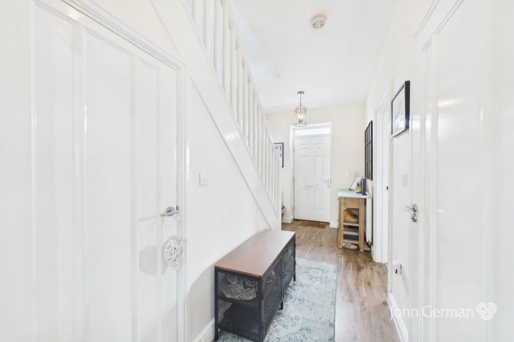 Primrose Drive, Tutbury, photo 14