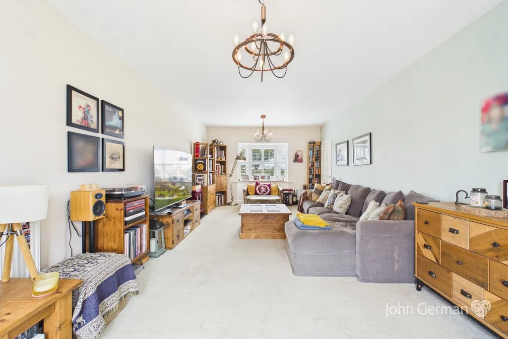 Primrose Drive, Tutbury, photo 5