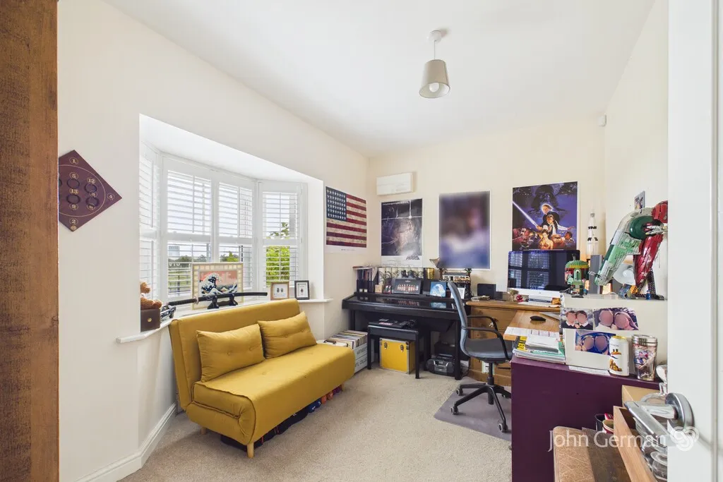 Primrose Drive, Tutbury, photo 12