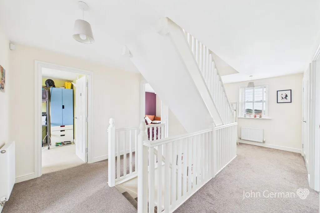 Primrose Drive, Tutbury, photo 26