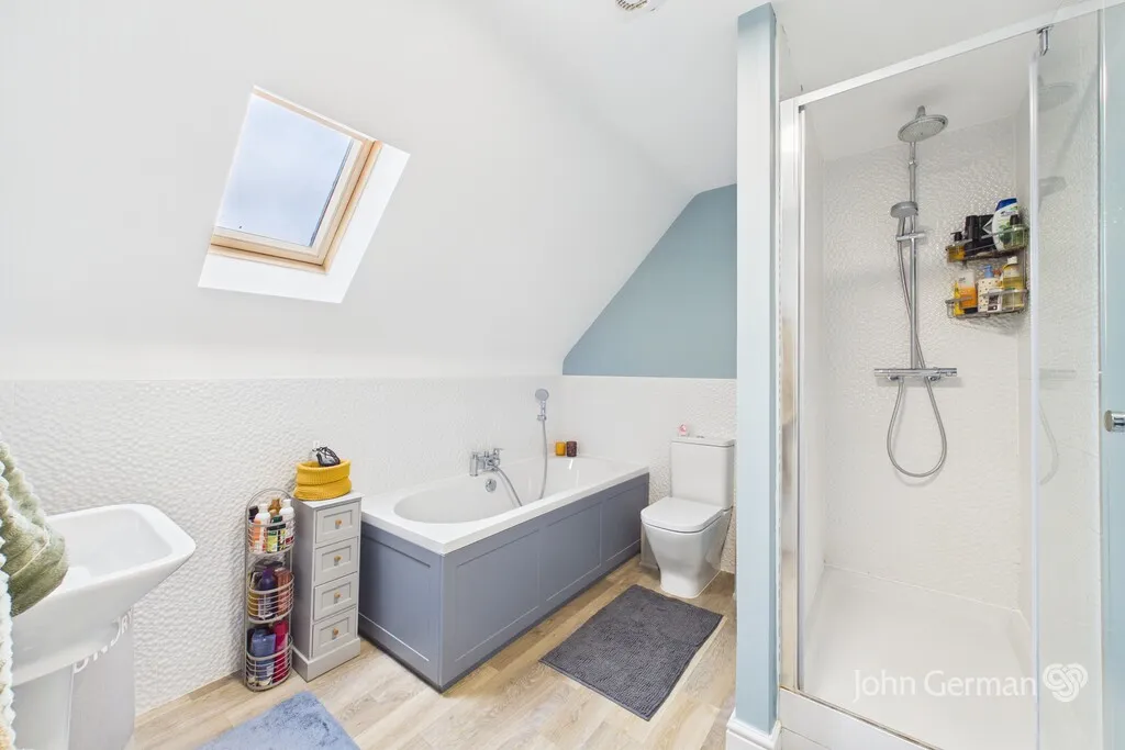 Primrose Drive, Tutbury, photo 32