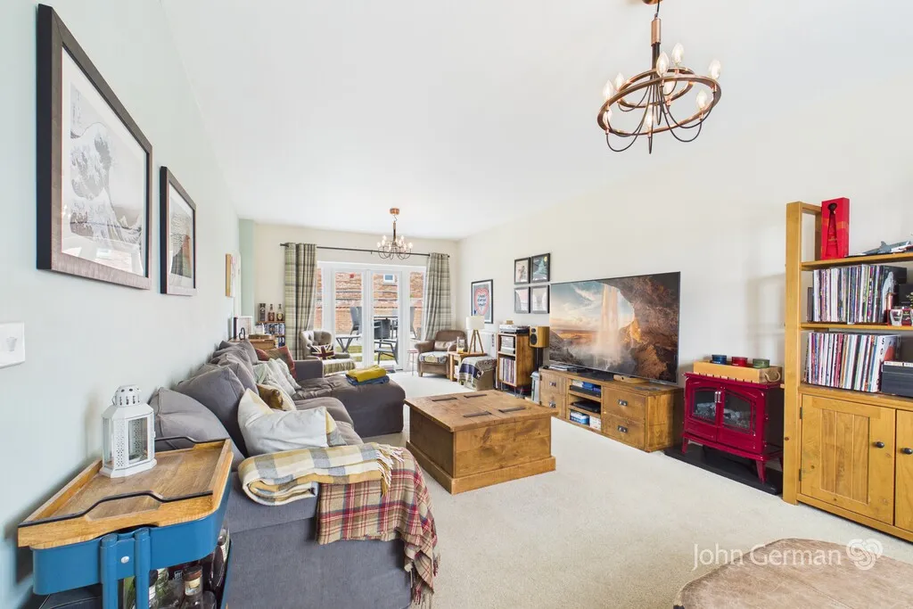 Primrose Drive, Tutbury, photo 6
