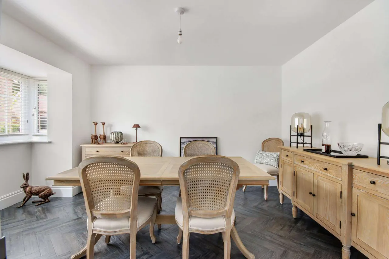 Chapel Garden Close, West Malling, Kent, ME19 4PF, photo 5