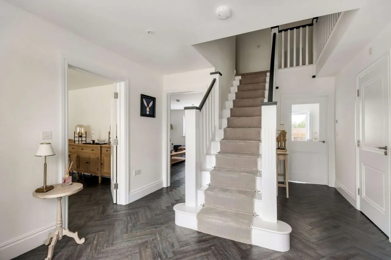 Chapel Garden Close, West Malling, Kent, ME19 4PF, photo 8