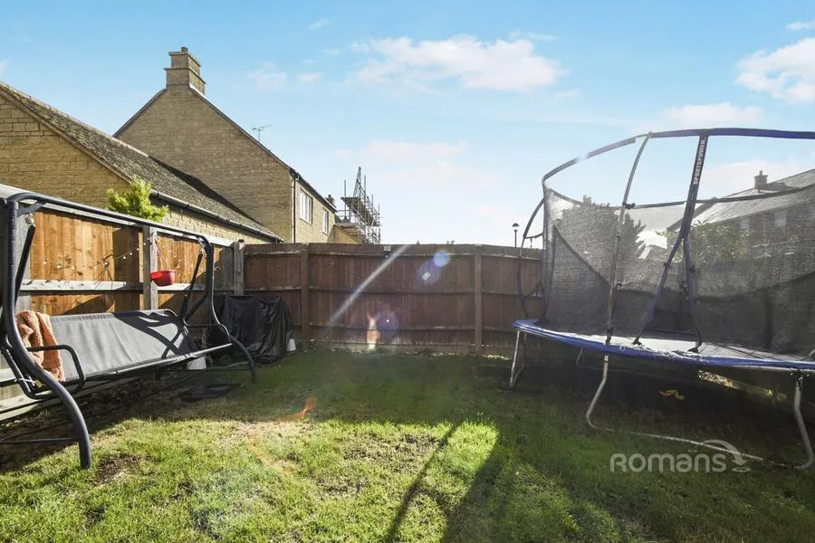 Hayburn Road, Redhouse, SN25, photo 11