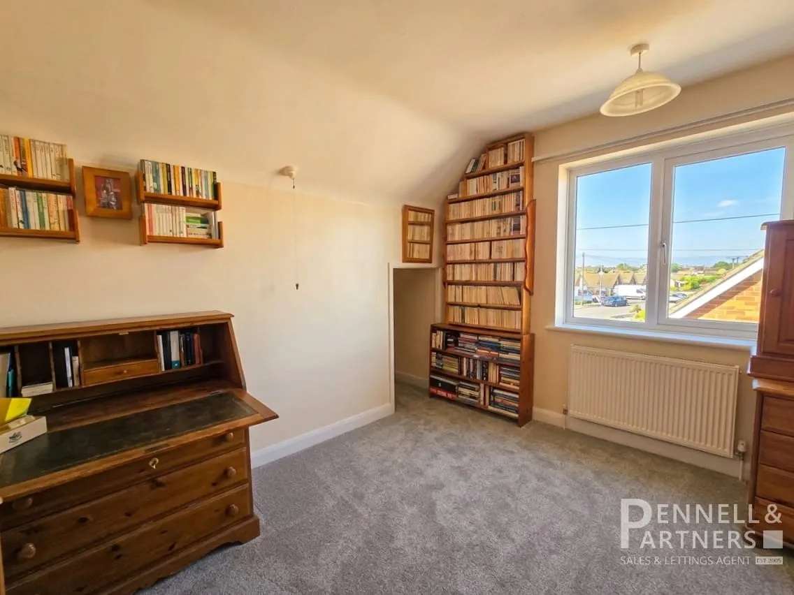 Oakdale Avenue, Peterborough, photo 10
