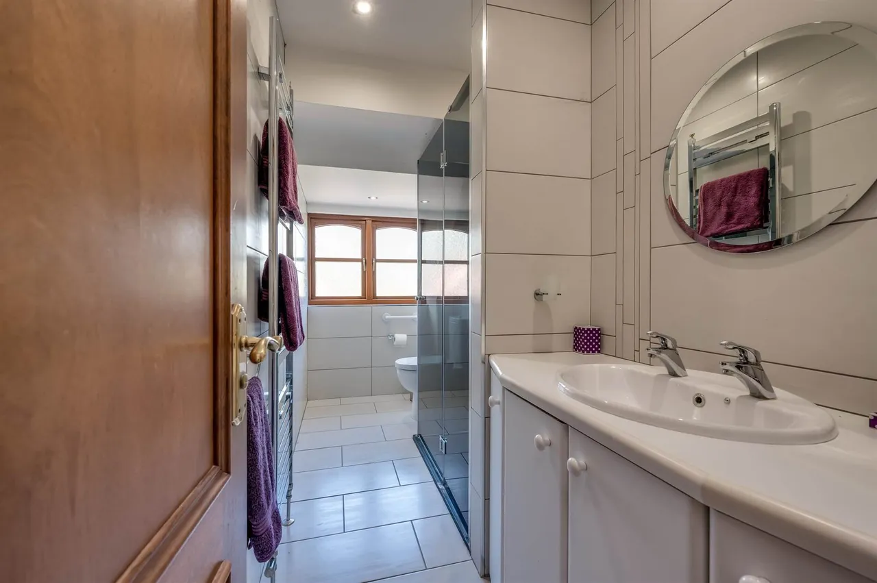 Upper Malone Road, Belfast, BT17, photo 15