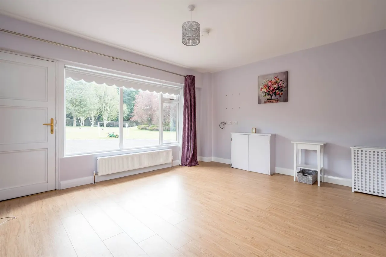 Upper Malone Road, Belfast, BT17, photo 12