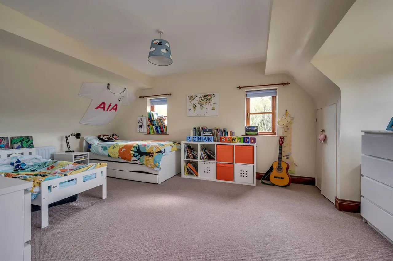 Upper Malone Road, Belfast, BT17, photo 14