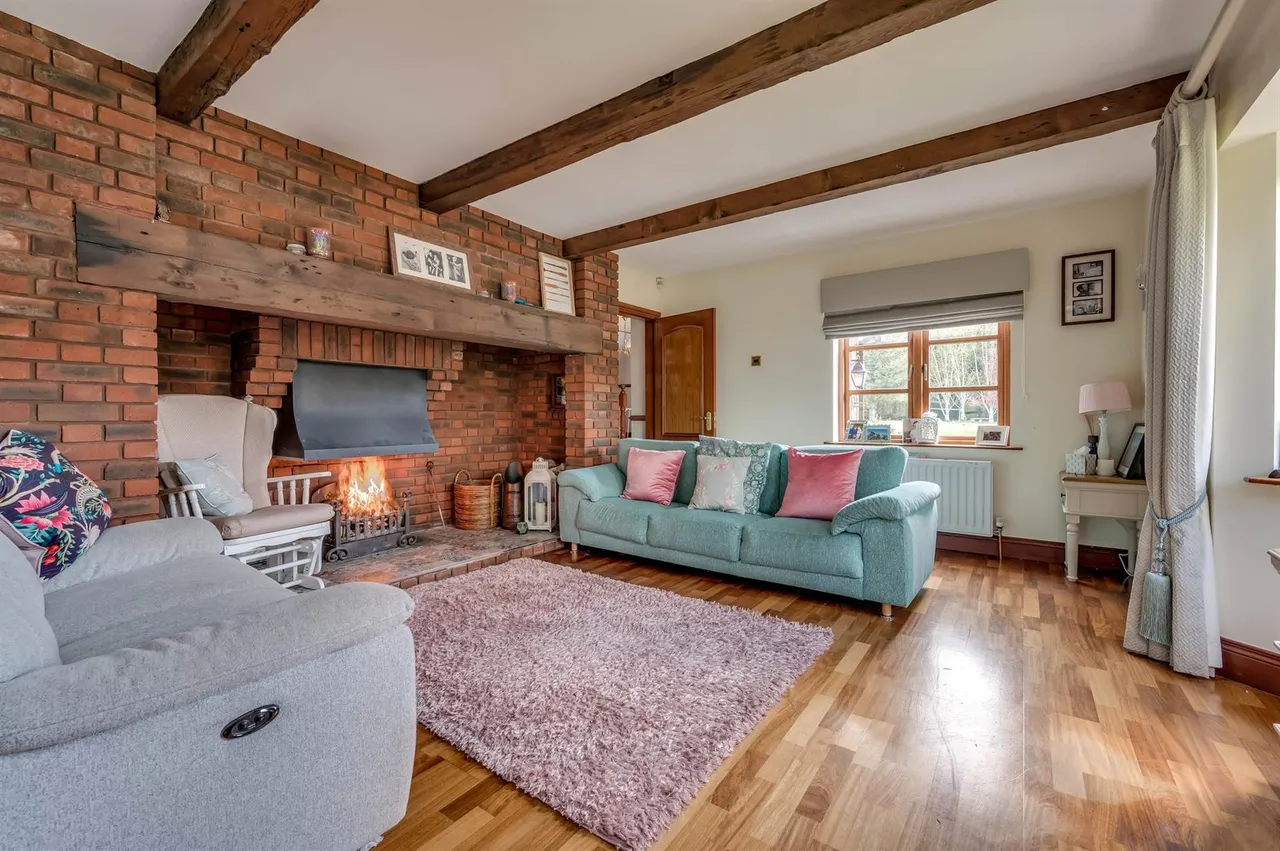 Upper Malone Road, Belfast, BT17, photo 6