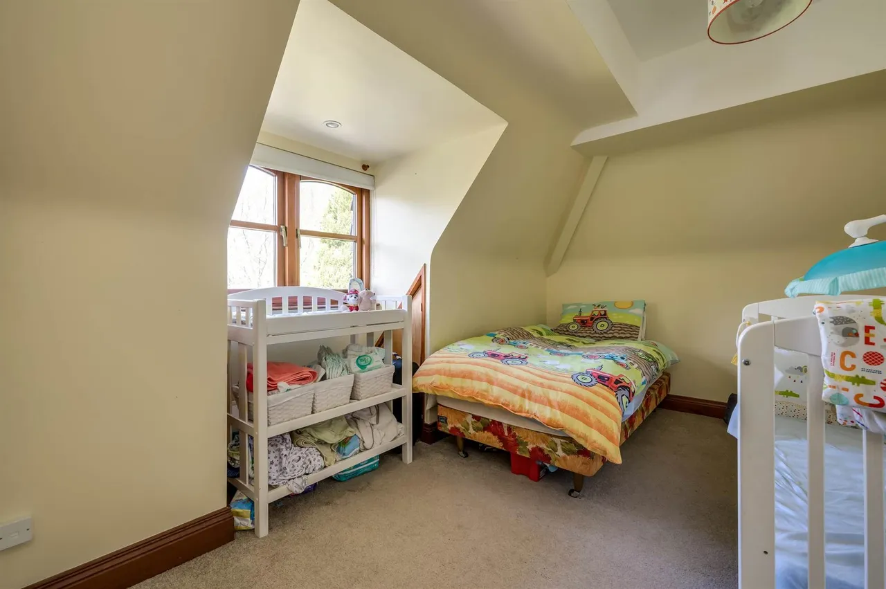 Upper Malone Road, Belfast, BT17, photo 17