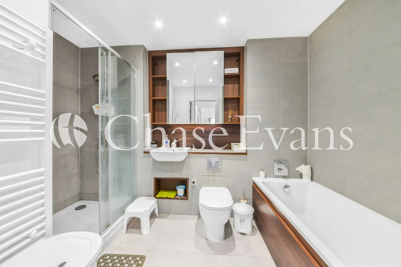 Hartley Apartments, Perceval Square, Harrow, London, HA1, photo 9