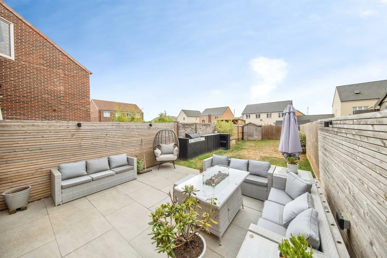 Tellin Way, Clacton-On-Sea, CO16, photo 16