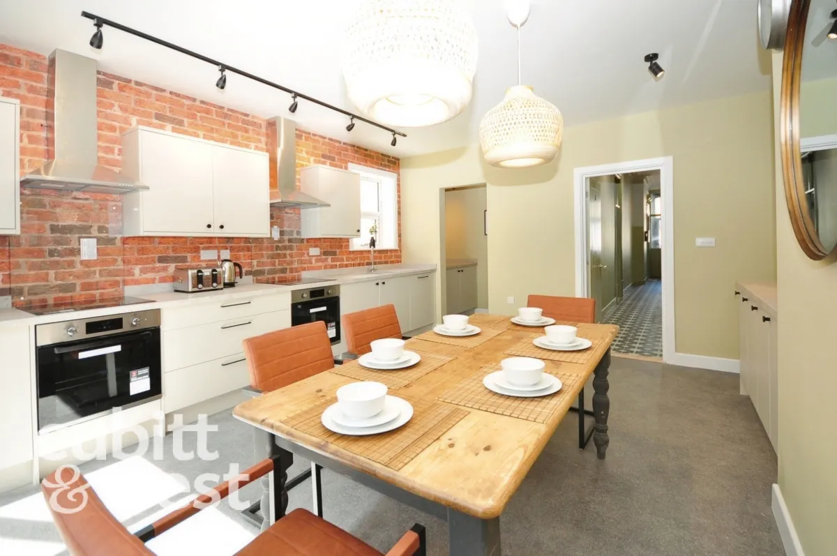 DEPOSIT ALTERNAITVE AVAILABLE London Road, Portsmouth, PO2, photo 3
