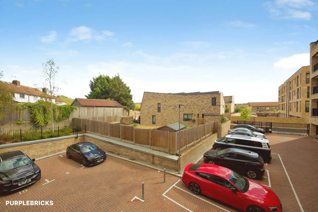 Dollis Valley Drive, Barnet, EN5, photo 16