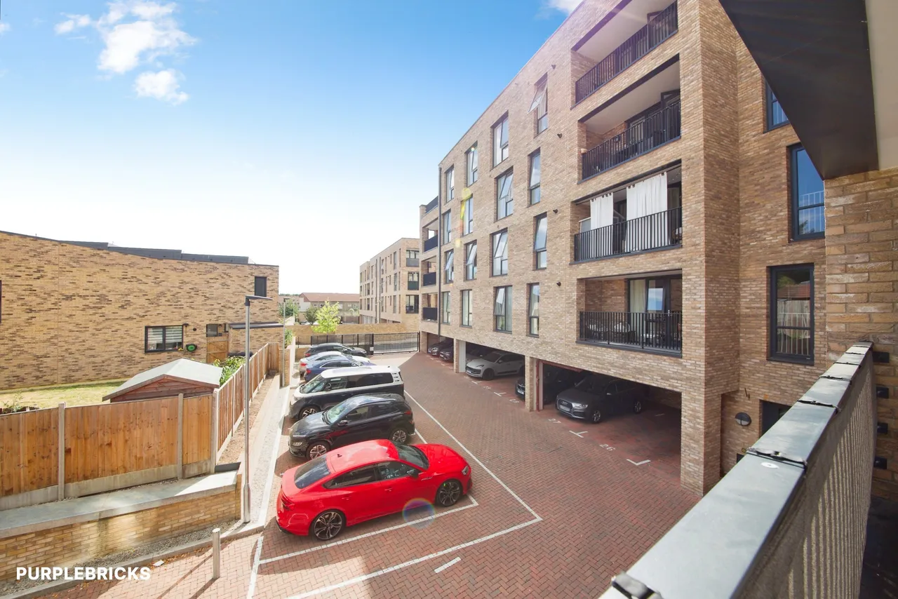 Dollis Valley Drive, Barnet, EN5, photo 15