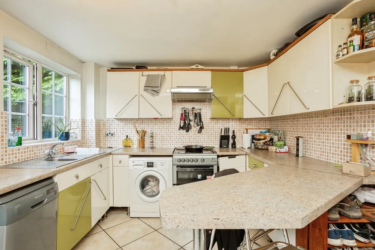 Cropton Grove, Bingham, NG13, photo 3