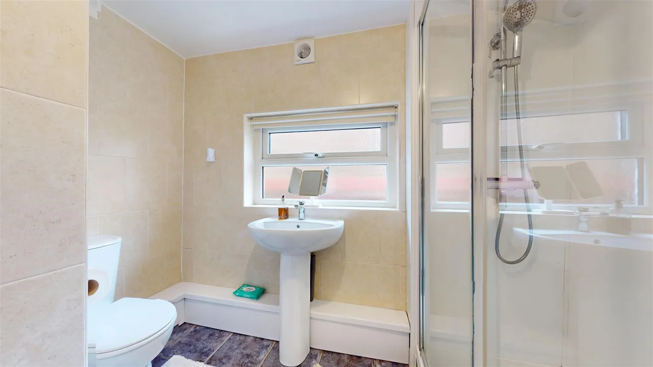 West End Road, Haydock, WA11, photo 13