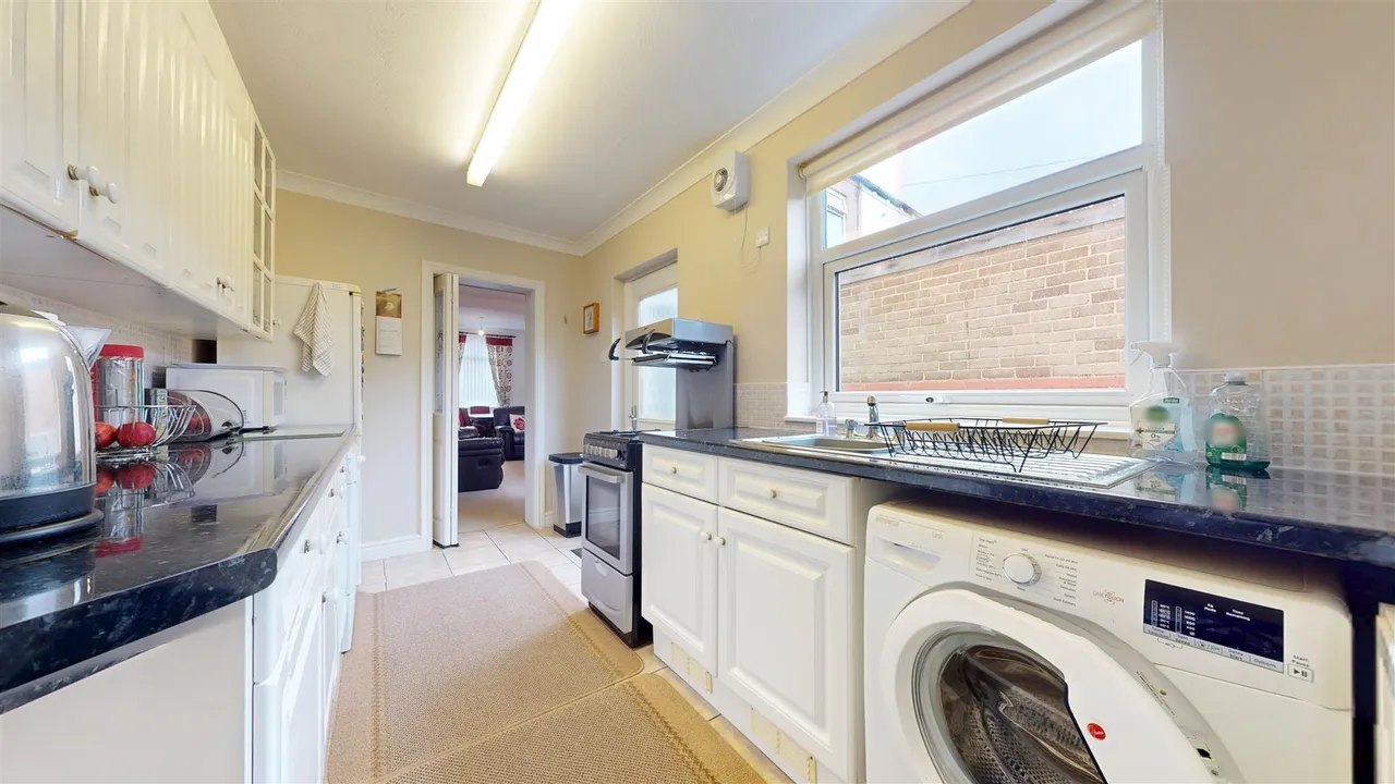 West End Road, Haydock, WA11, photo 12