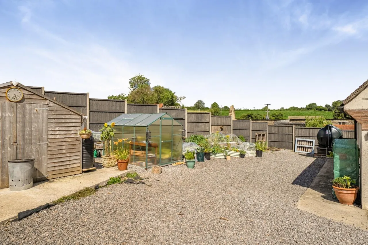 Slades Hill, Templecombe, BA8, photo 21