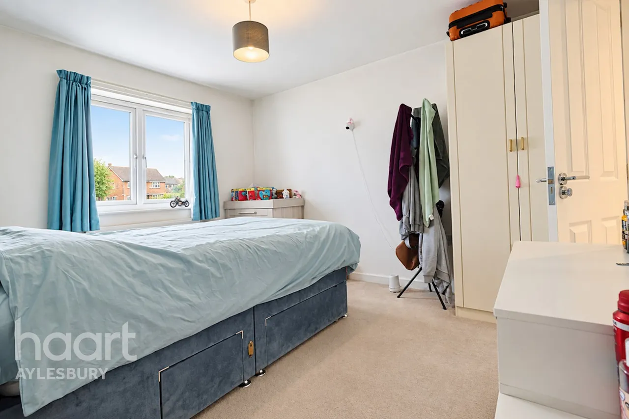 Darcy Close, Aylesbury, HP18, photo 8