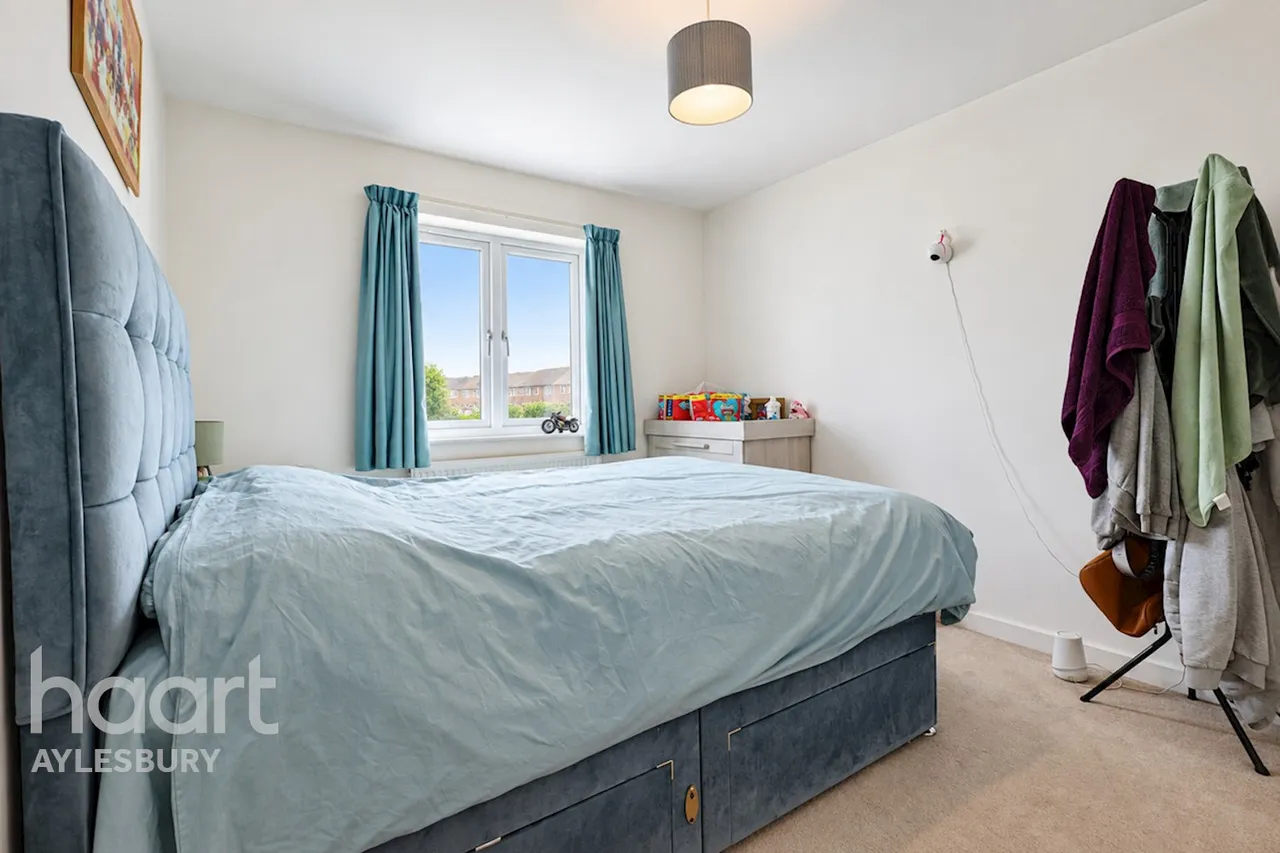 Darcy Close, Aylesbury, HP18, photo 9