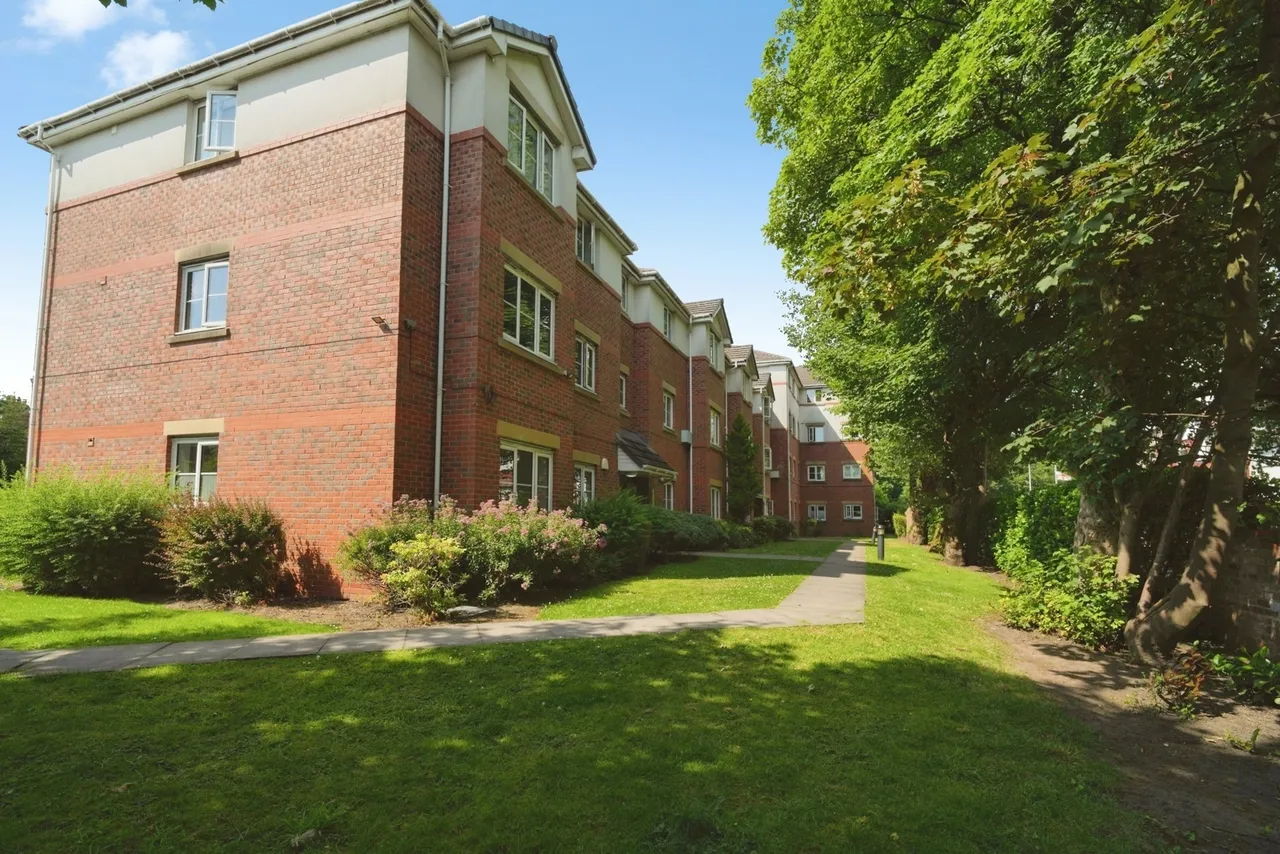 2 bed flat for sale — Moor Lane, SALFORD, Lancashire, M7