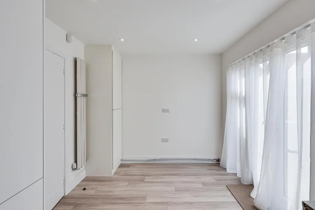 Swan Mews, Warlingham, photo 7