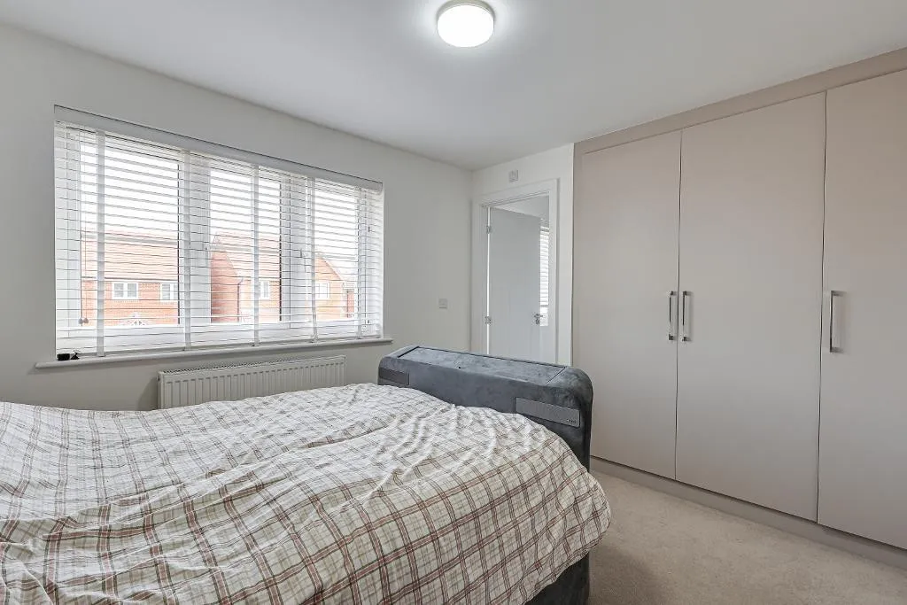 Swan Mews, Warlingham, photo 11
