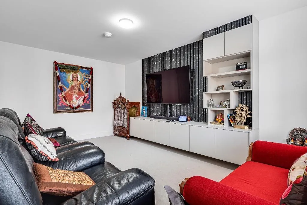 Swan Mews, Warlingham, photo 6
