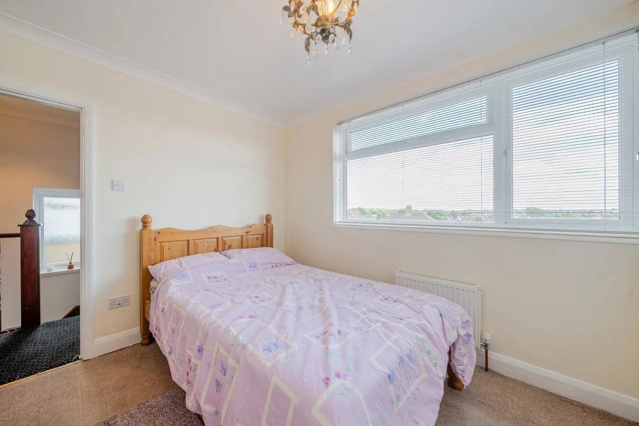 Dunblane Road, SE9, photo 18