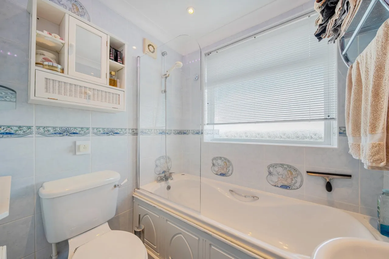 Dunblane Road, SE9, photo 10
