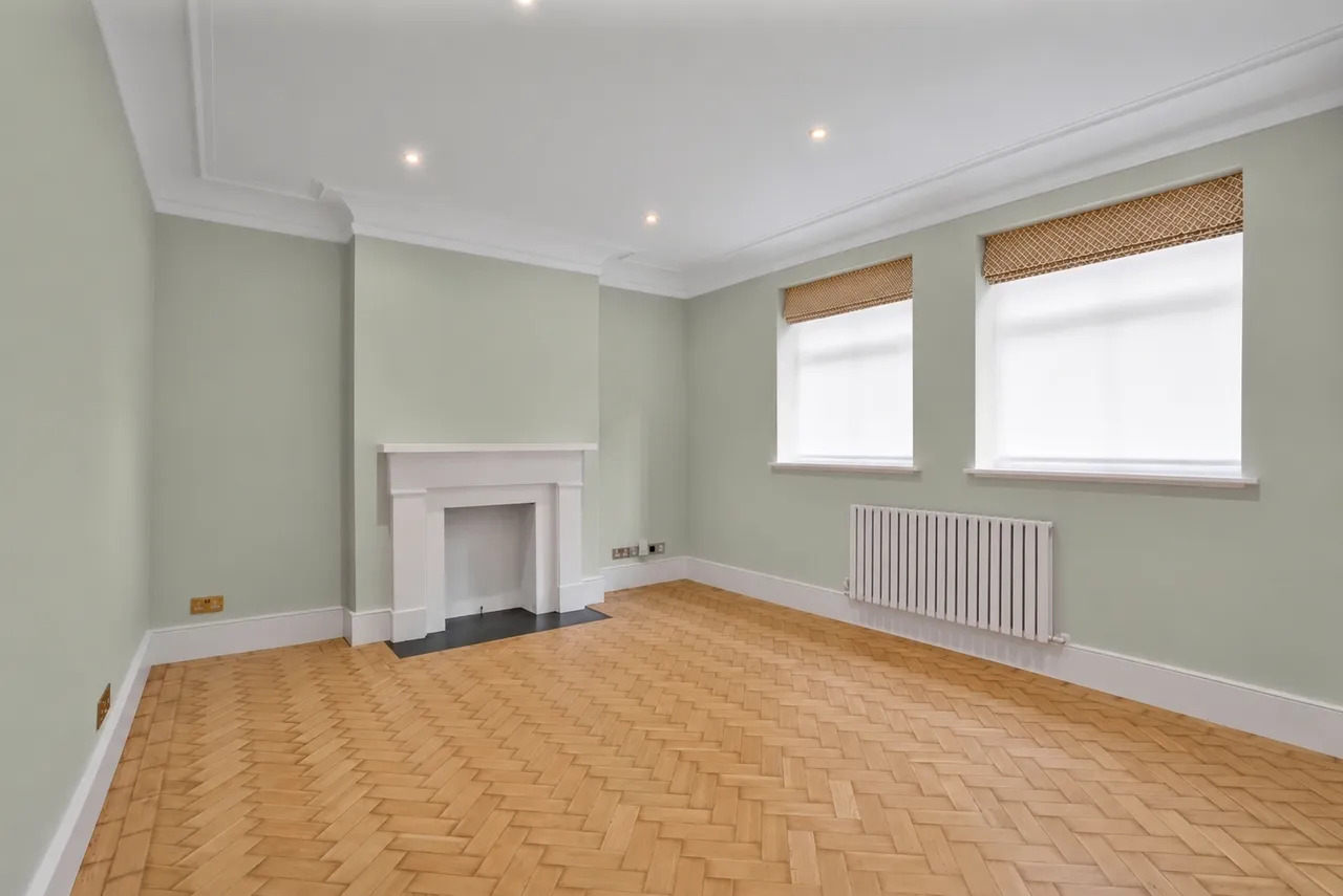 Wheatley Street, London, W1G, photo 5