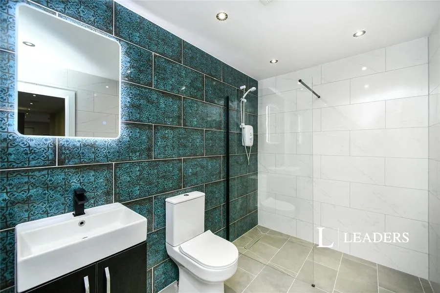 South Coast Road, Peacehaven, BN10, photo 13