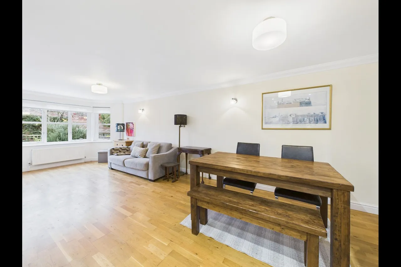 Pedlars Yard, Linton, CB21, photo 3