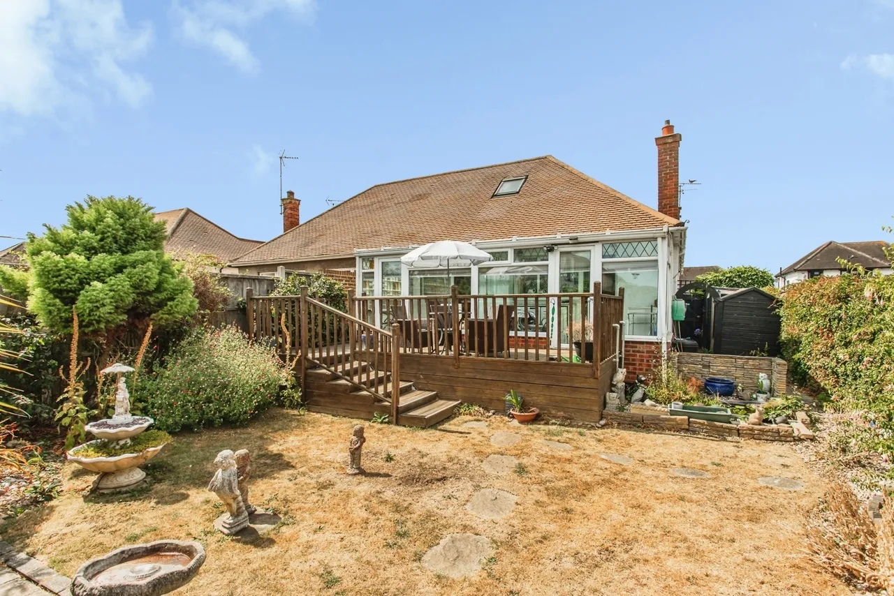 Somerton Avenue, Westcliff-on-Sea, Essex, SS0, photo 18