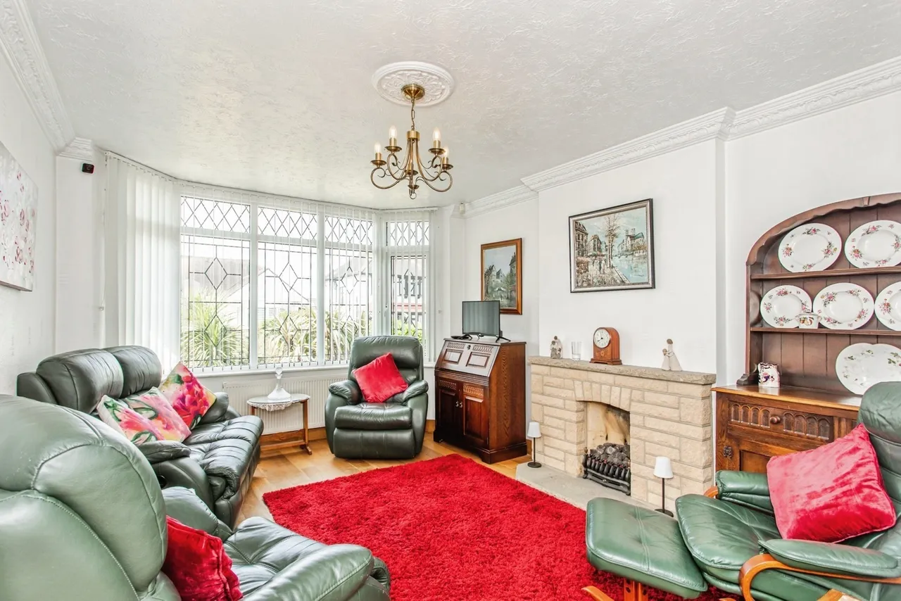 Somerton Avenue, Westcliff-on-Sea, Essex, SS0, photo 3